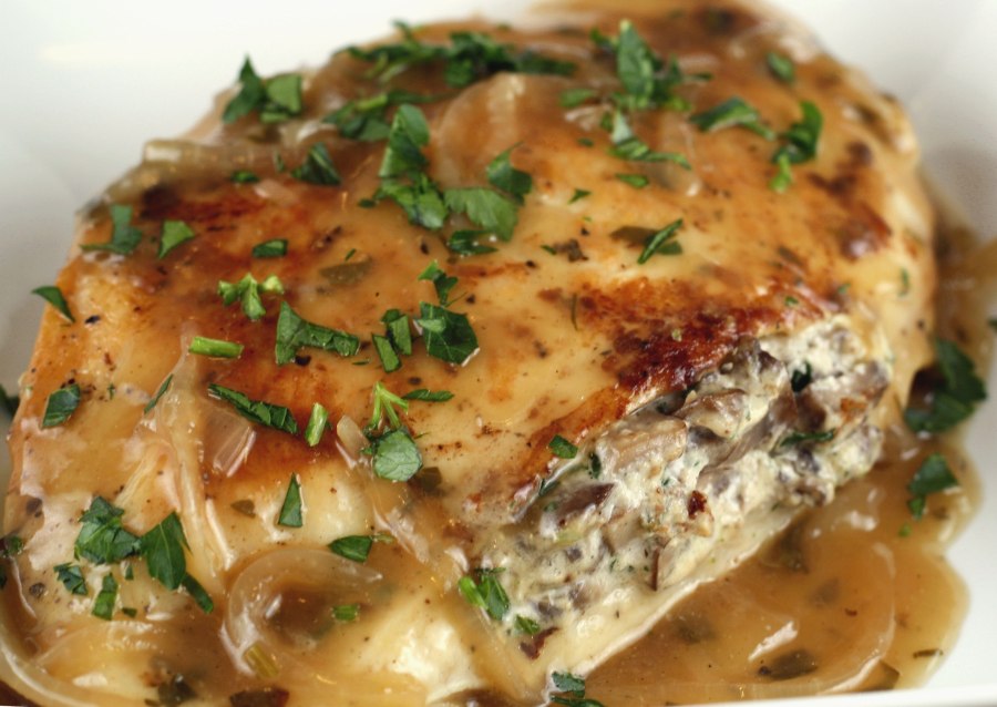 Филе курицы в сливочном соусе
