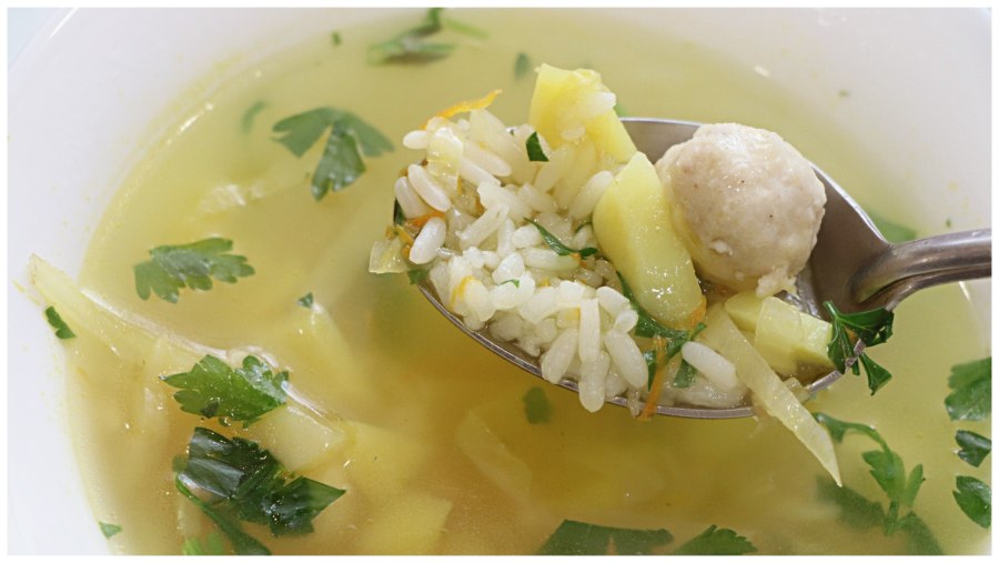 Суп с фрикадельками из фарша