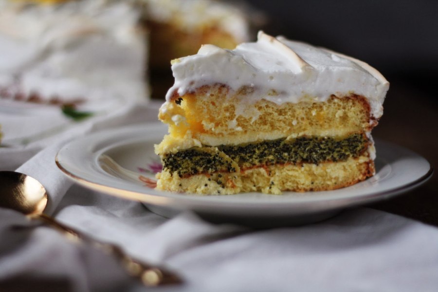 Маковый торт с лимонным курдом