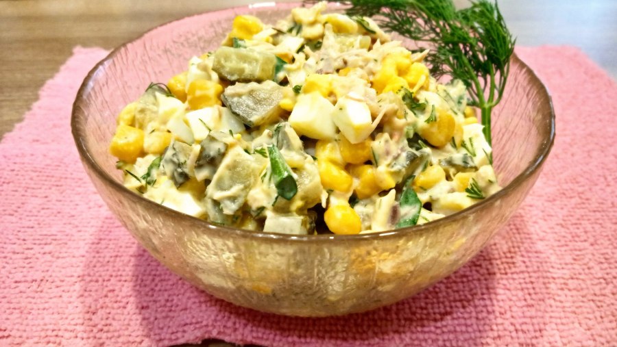 Салат с тунцом и рисом