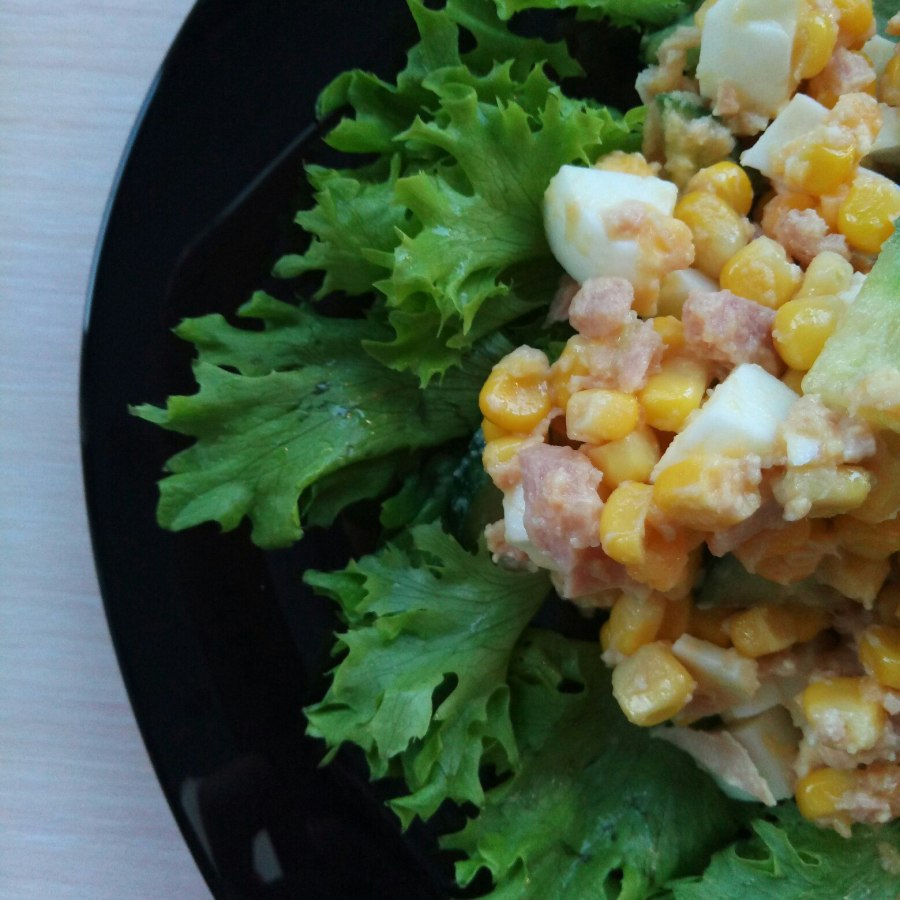 Тунец огурец кукуруза