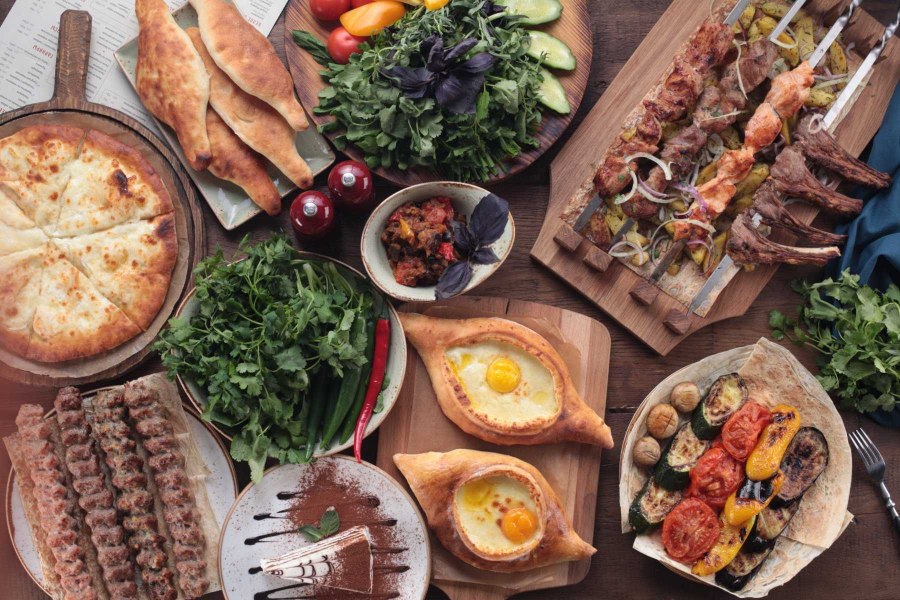 Грузия хинкали застолье