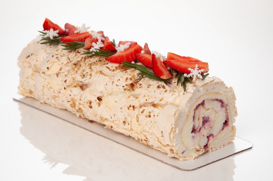 Меренговый рулет