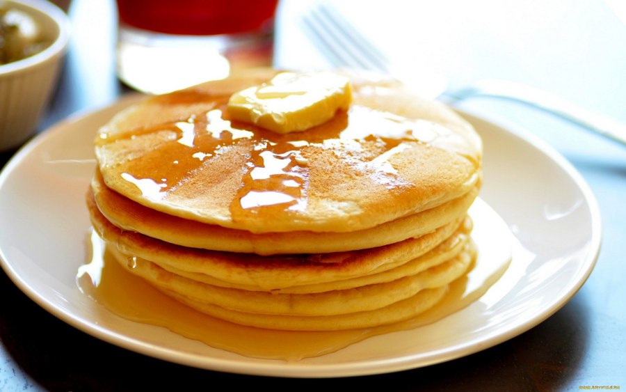 Масленица блины с маслом