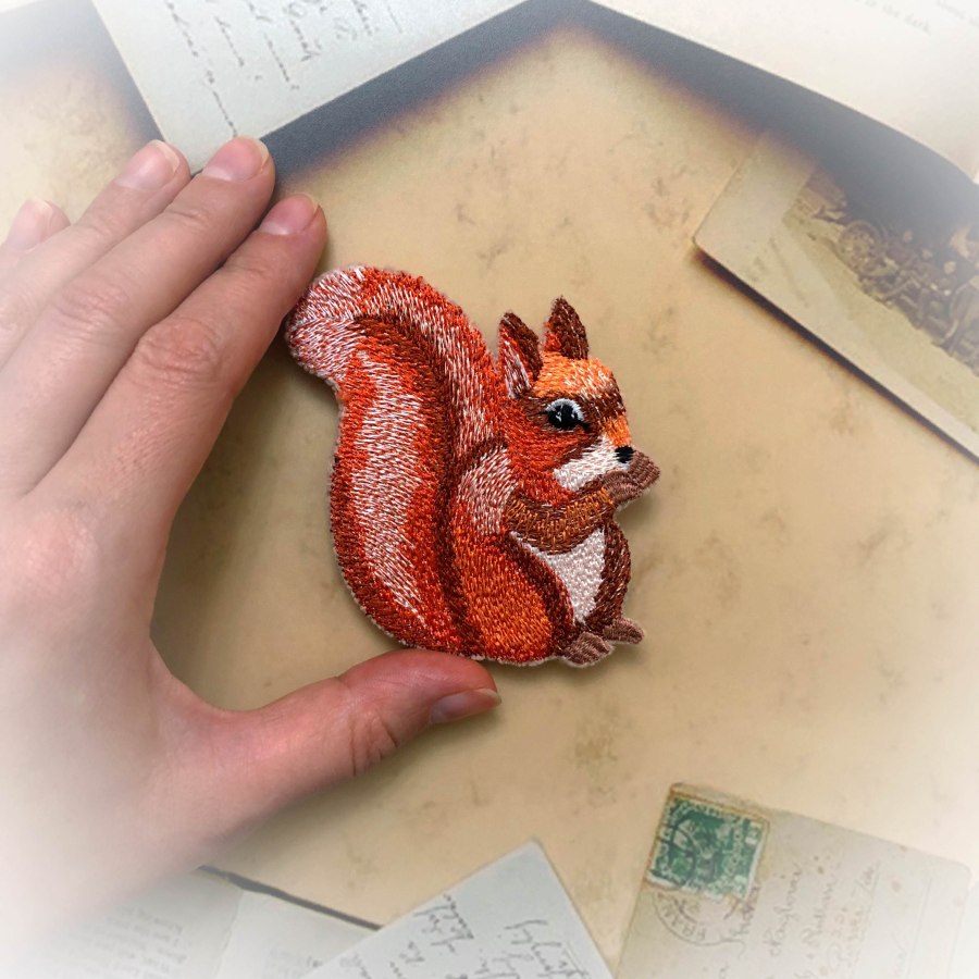 Белка из гофрокартона