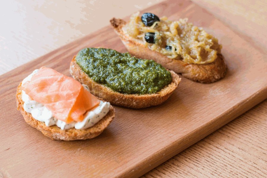 Итальянские бутерброды кростини