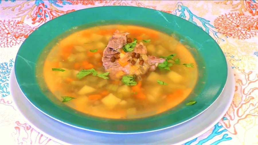 Сырный суп с баклажанами и чесноком.