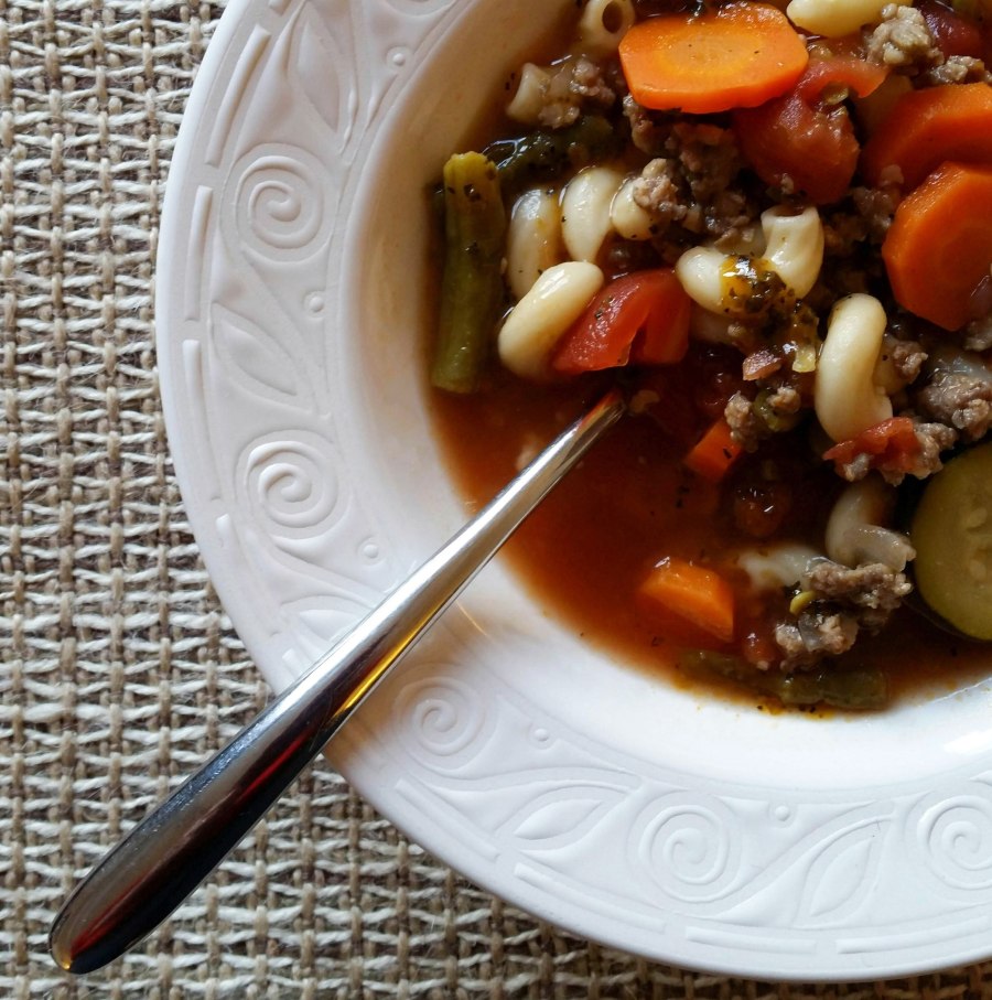 Суп с бургером