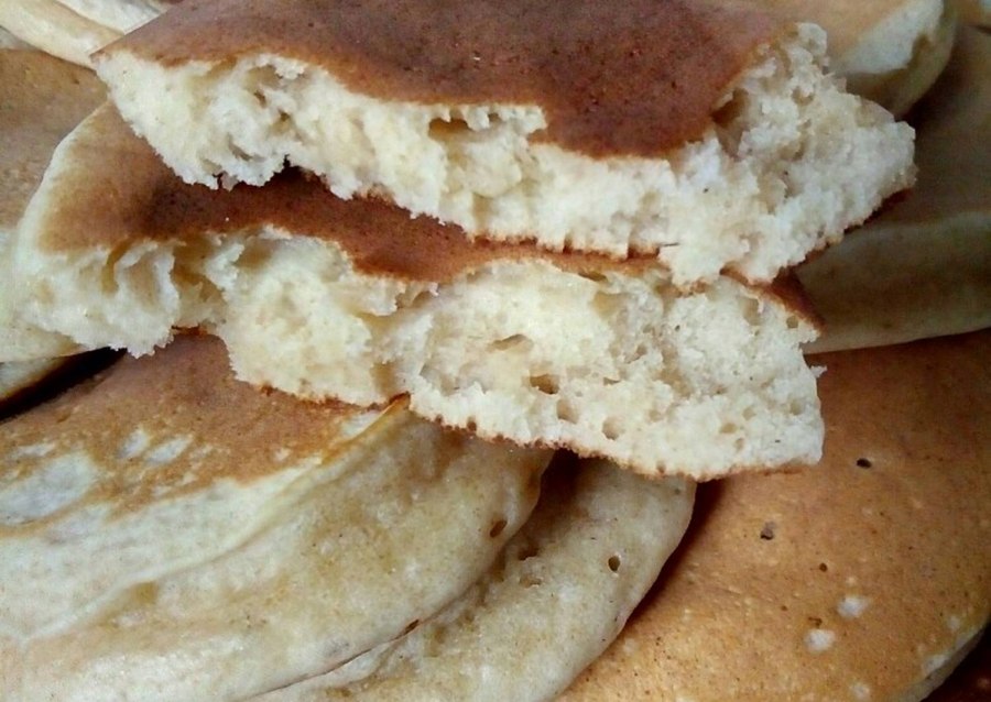 Оладьи на дрожжах пышные