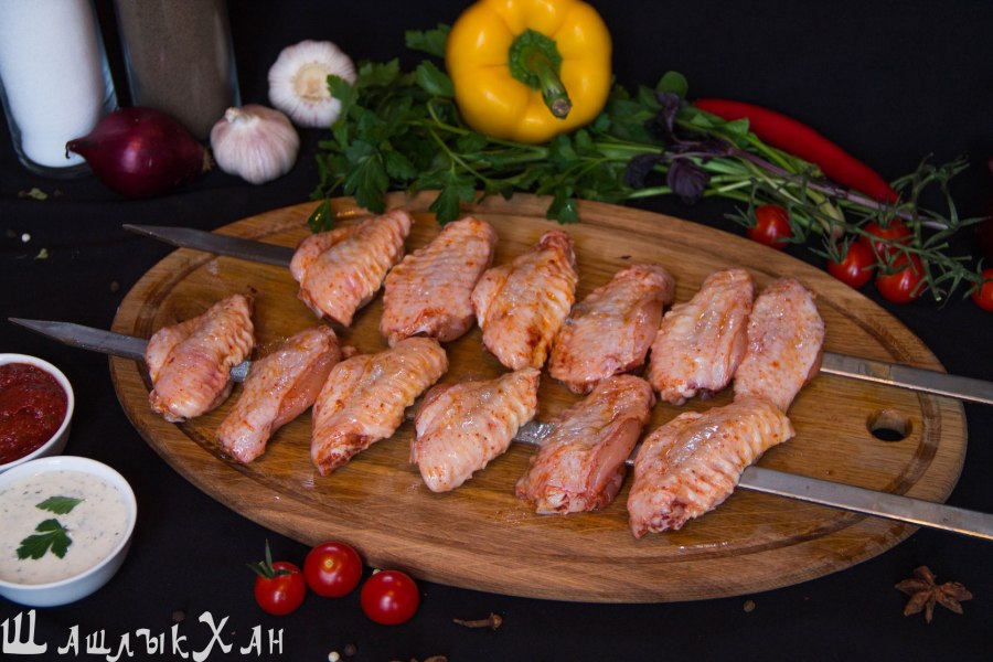 Куриные крылышки на мангале