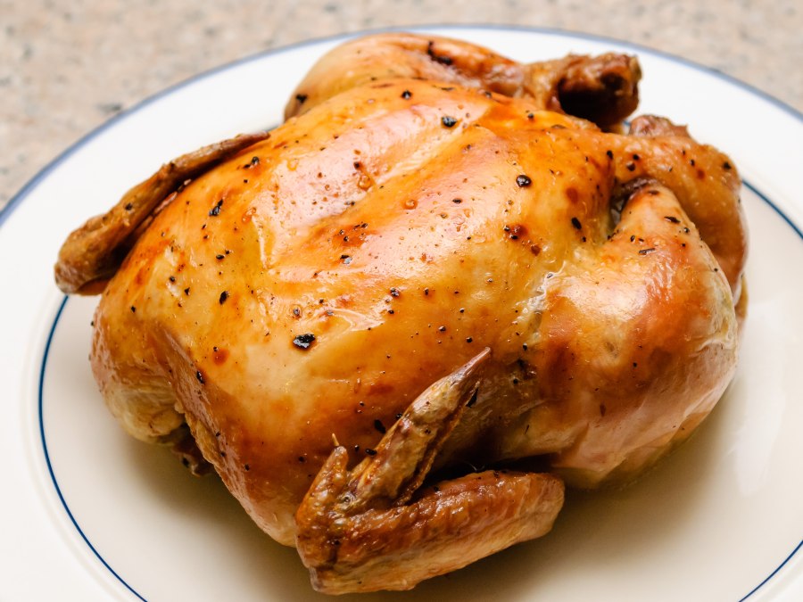 Курица в духовке целиком с хрустящей корочкой