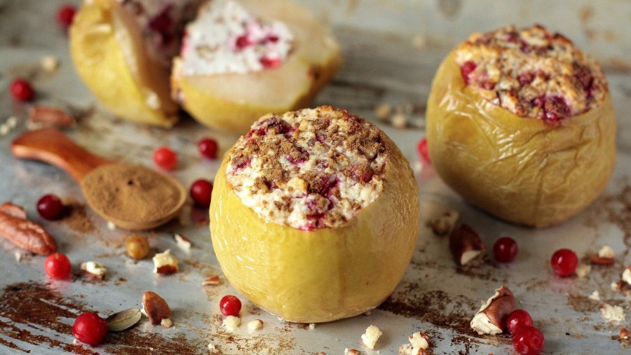 Яблоки запеченные с творогом