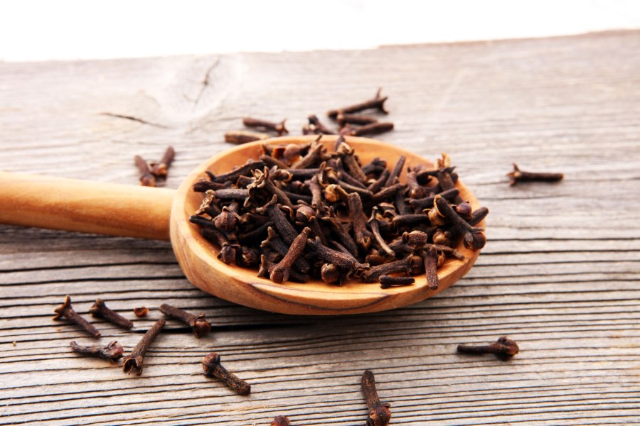 Эфирное масло гвоздичного дерева