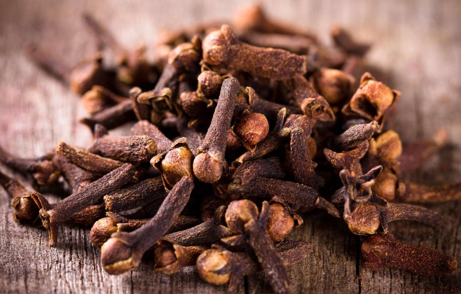 Гвоздика в пищу