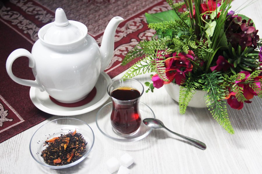 Чашка чая с бергамотом