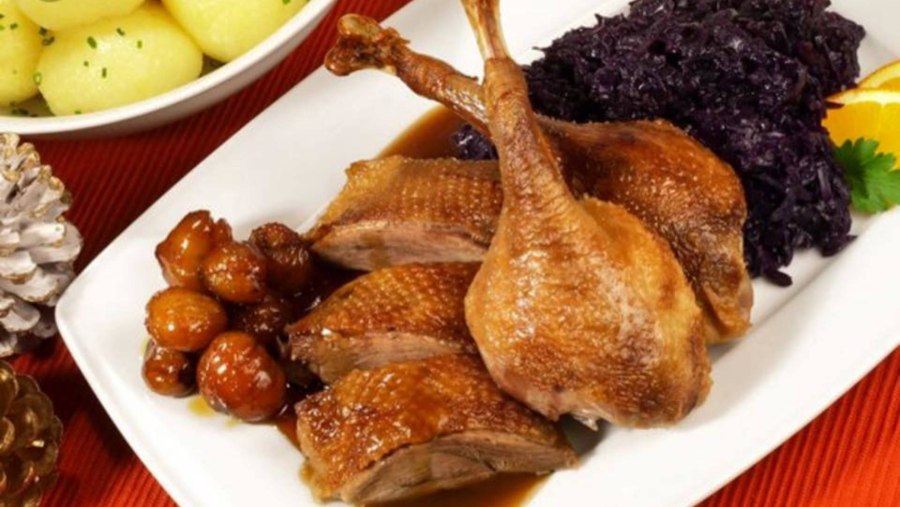 Апельсин, краснокочанная капуста, гранат