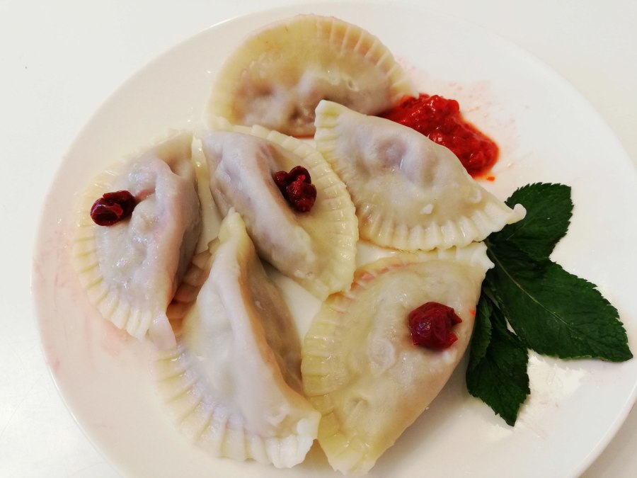 Вареники с вишней