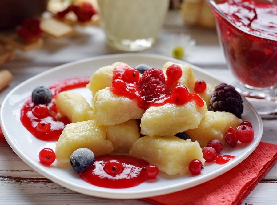 Клубничные вареники