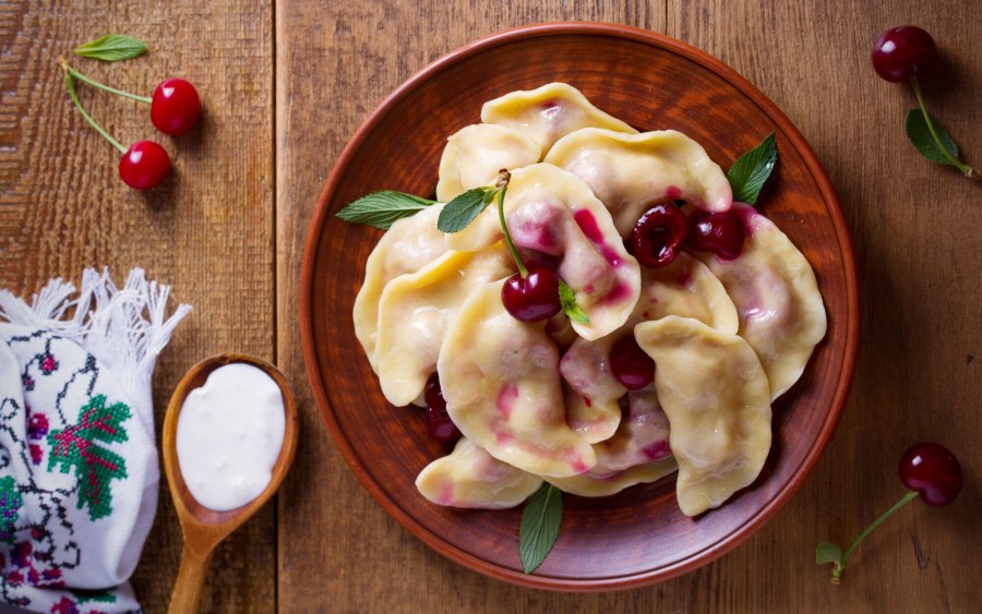 Вареники с вишней