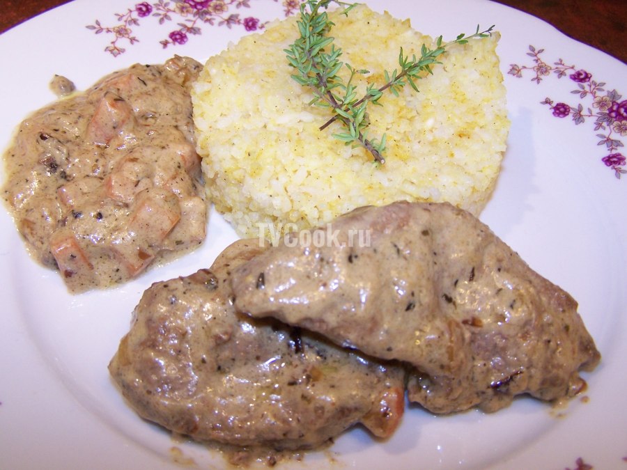 Печень в сметанном соусе