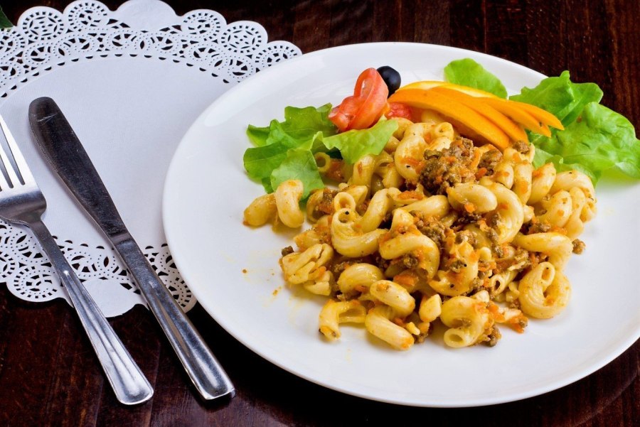 Макароны с сайрой