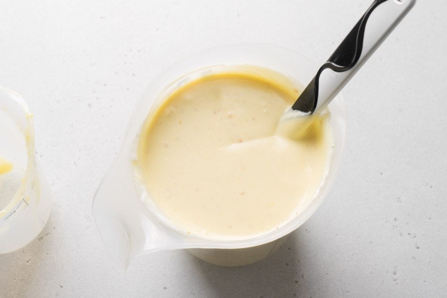 Йогуртово-лимонное мороженое: