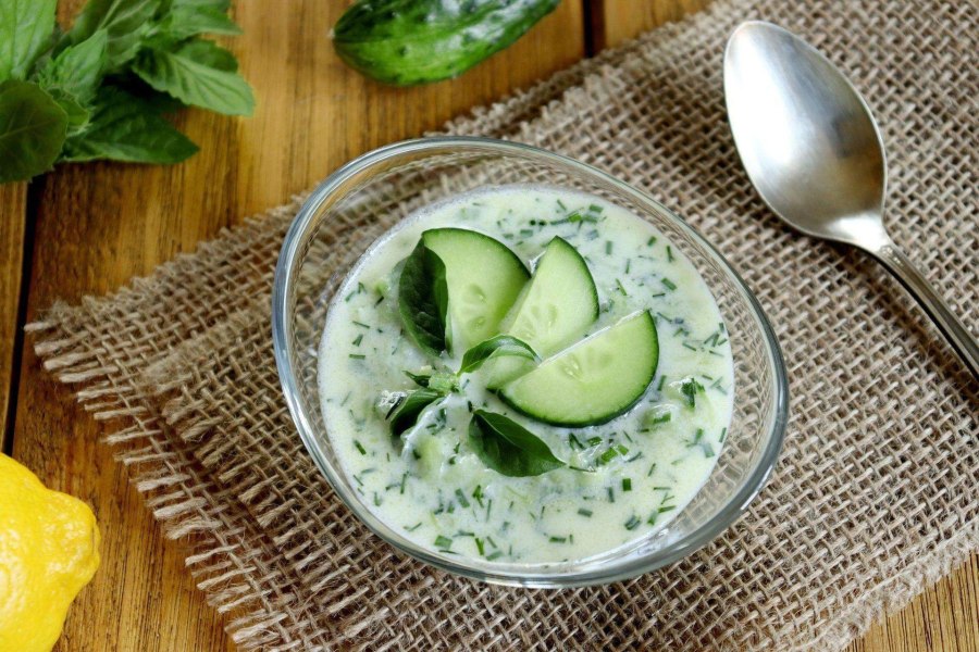 Холодный суп окрошка