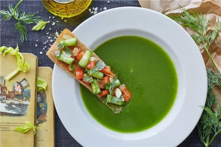 Окрошка с зеленью