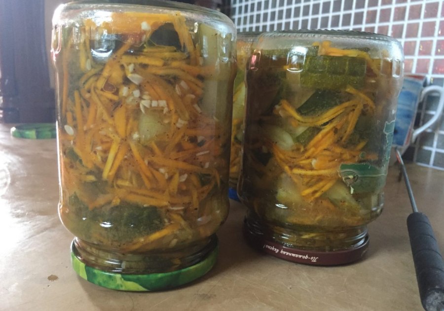 Огурцы по-корейски на зиму с морковью с приправой для корейской