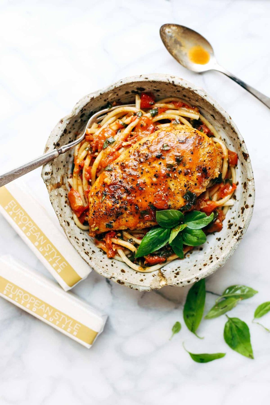 Фунчоза в томатном соусе