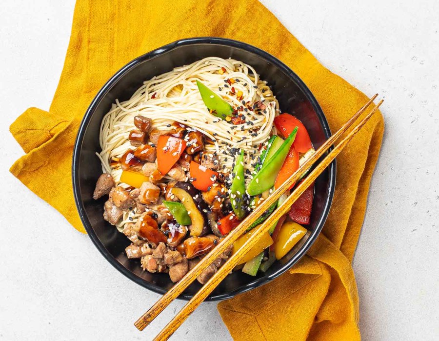 Лапша с овощами по-китайски