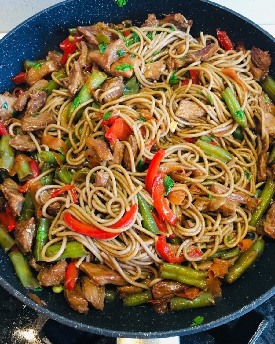 Удон с гречневой лапшой