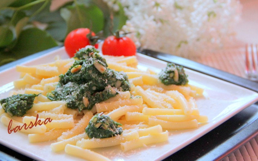 Зеленые макароны