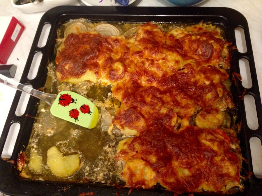 Мясо по французски в форме