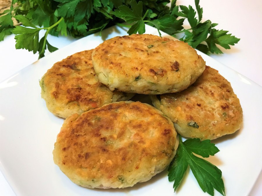 Кабачки оладья с куриной грудкой