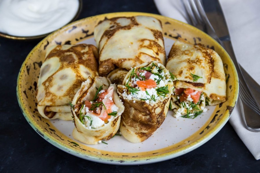 Закуски рулетики из блинов