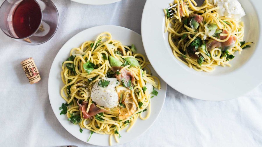 Спагетти с добавками