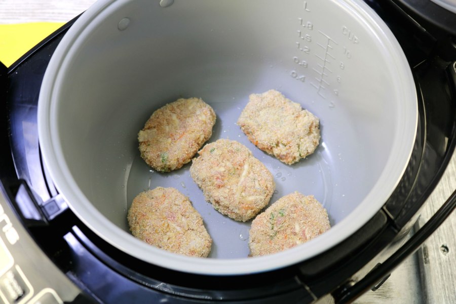 Мультиварка Поларис котлеты паровые