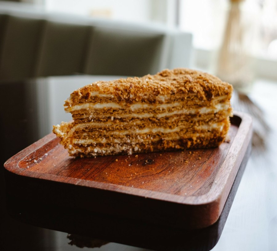 Французский медовый торт