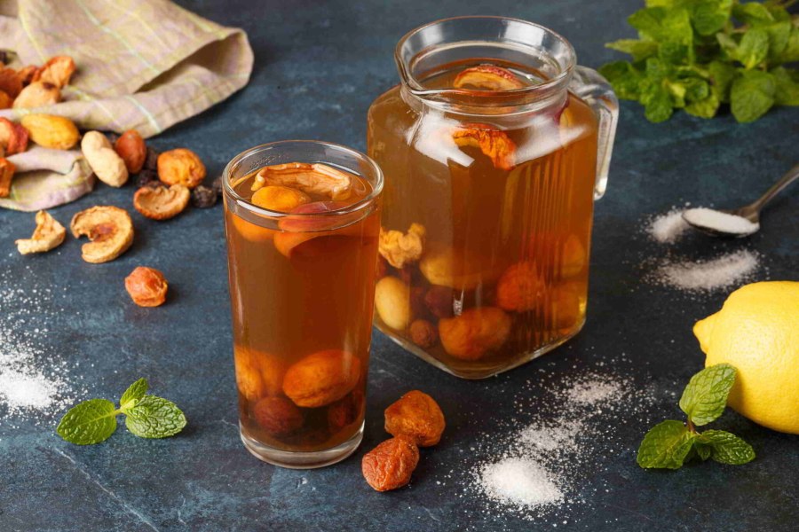 Открытый пирог с курагой