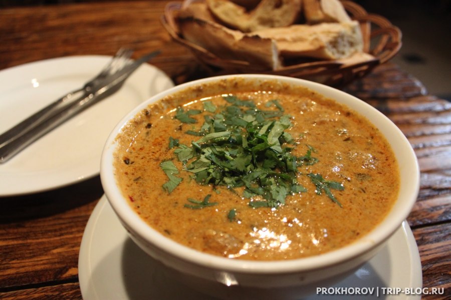 Харчо по мегрельски с грецкими