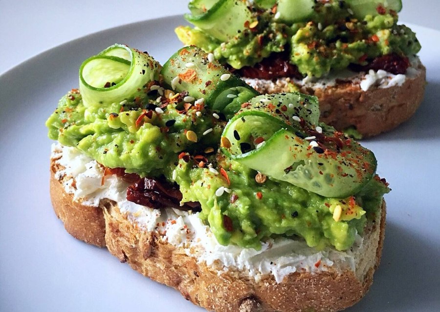 Паштет из авокадо гуакамоле