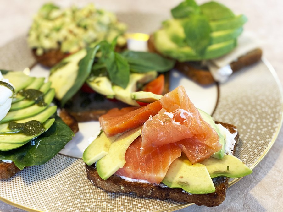 Паста из авокадо