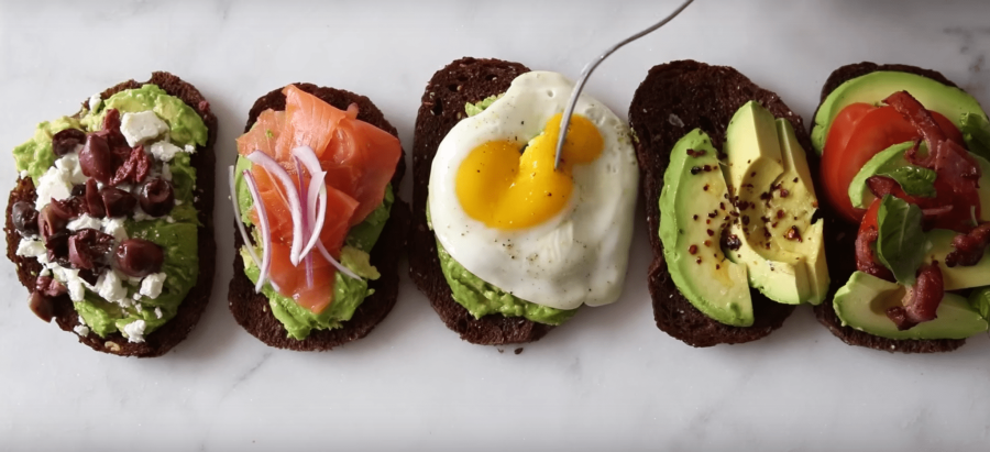 Обои на телефон авокадо с хлебом