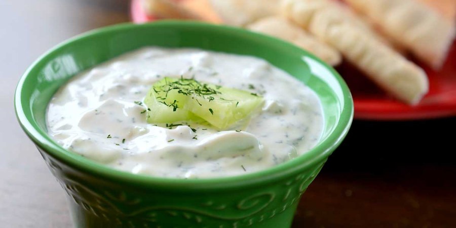 Греческий соус дзадзики