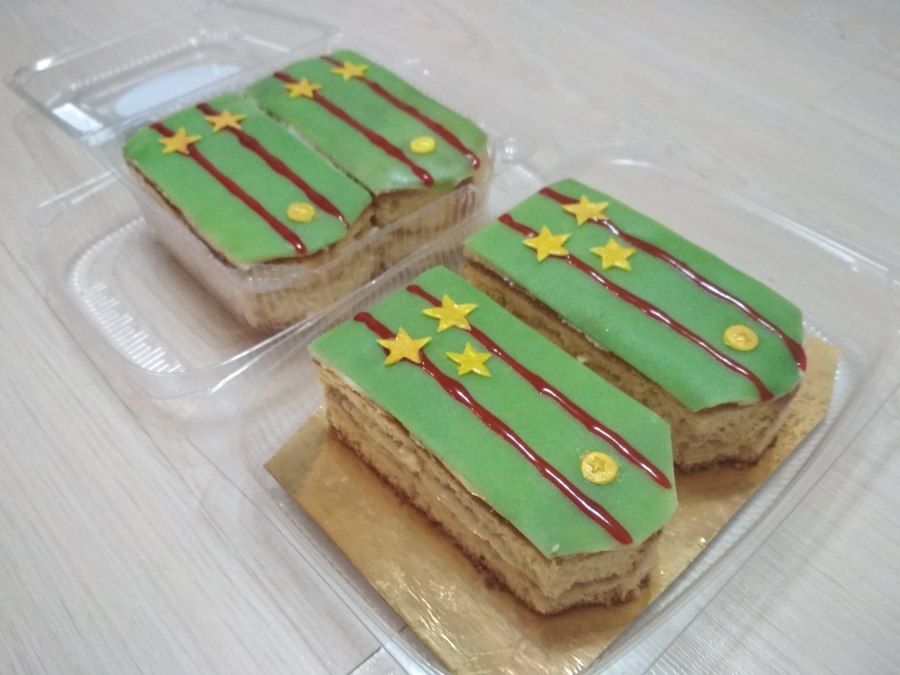 Торт из печенья и йогурта