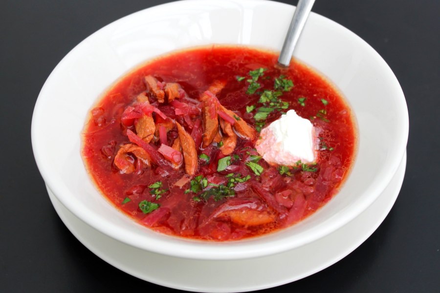 Красный борщ