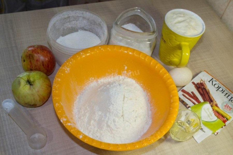 Тесто для оладьев на кефире пышные