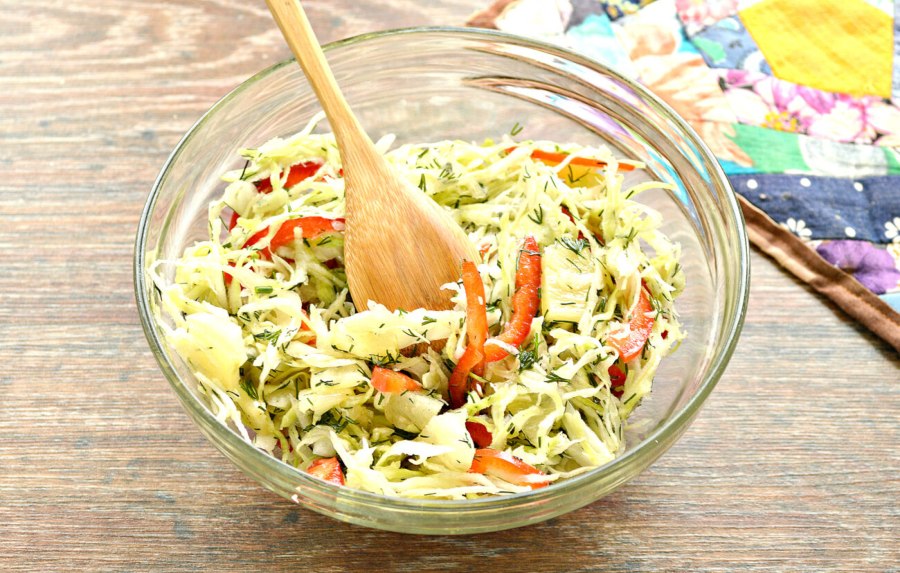 Салат с капустой и морковью