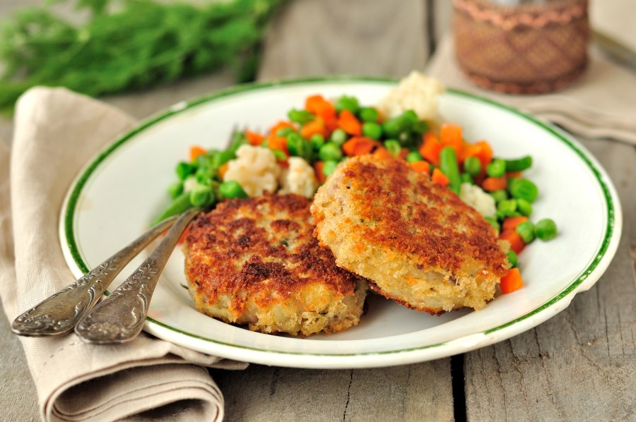Котлеты рыбные минтай